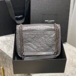 SAINT LAURENT NIKI MEDIUM IN CRINKLED VINTAGE LEATHER - Image 5