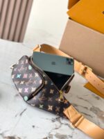 Louis Vuitton M24858 Rush Bumbag - Image 3