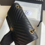 Chanel Classic Chevron Tweed Medium Flap Glod - Image 7