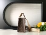 Louis Vuitton OnTheGo PM M46373 - Image 3