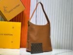 Louis Vuitton M24974 Low Key Hobo MM - Image 3