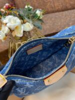Louis Vuitton Hills Pochette M82949 - Image 5