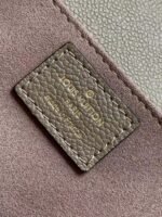 Louis Vuitton M23081 Pochette Métis East West - Image 11