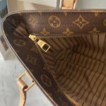 Louis Vuitton M12095 PIANO BAG - Image 6