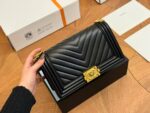 CHANEL Calfskin Chevron Quilted Medium Boy Flap Black - Image 2