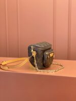 Louis Vuitton Mini Bumbag M82335 (top quality) - Image 5